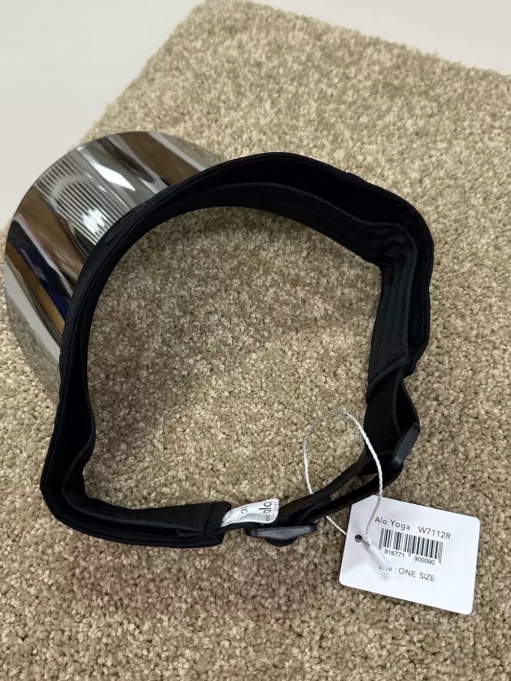 ALO Yoga Airlift Black Visor with Mirrored Silver Shield - Picture 2 of 3
